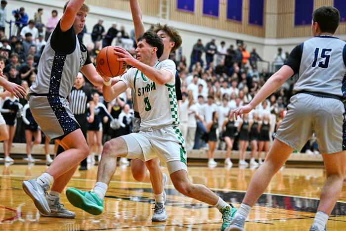 a Summit Wilsonville 5A Oregon boys basketball final 2024 Leon Neuschwander 8